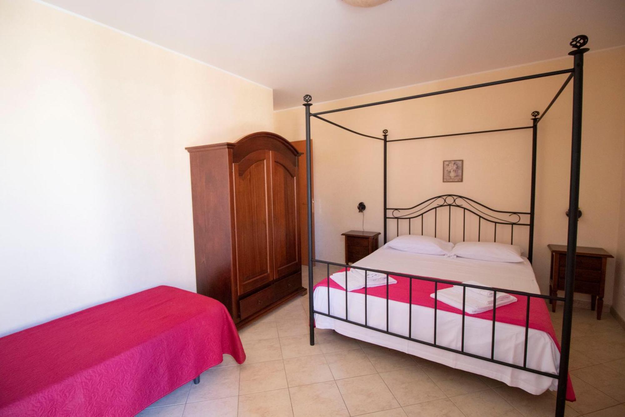 Case vacanza Cristina site in Antico Baglio e in via Abruzzi n 161 San Vito Lo Capo Esterno foto